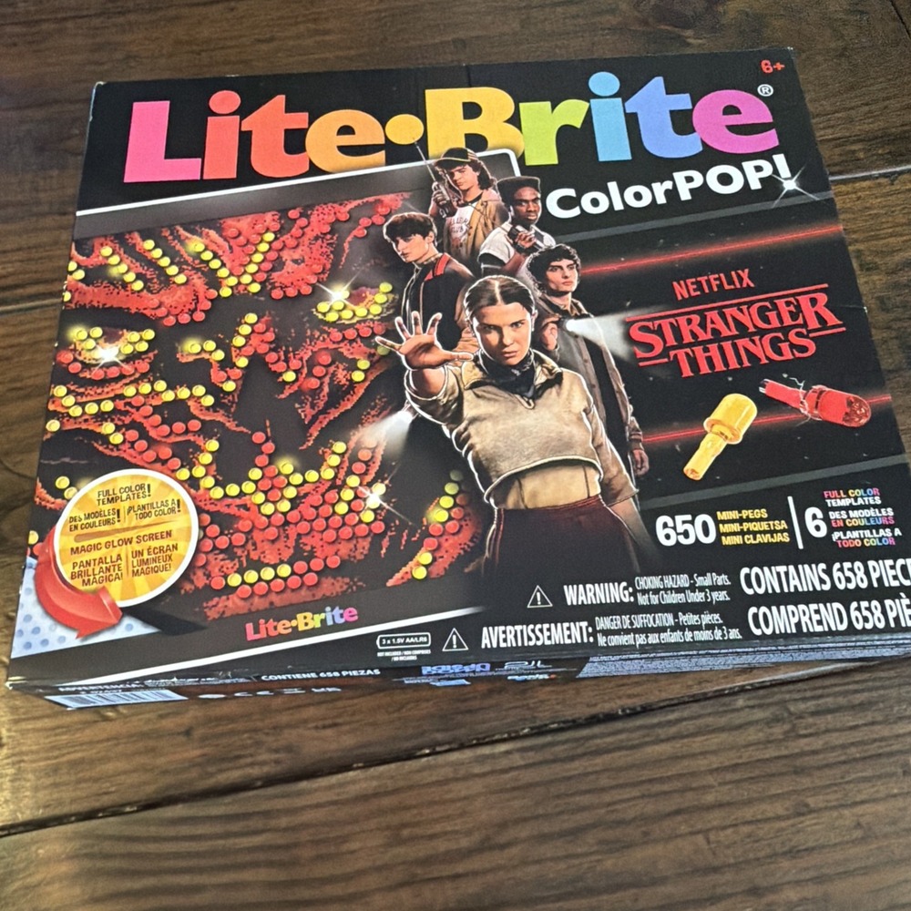 Stranger Things Lite-Brite ColorPop Set Netflix 658 Pieces 6 Templates New